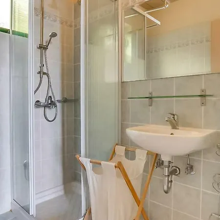 Apostolata Vila Skala (Kefalonia)